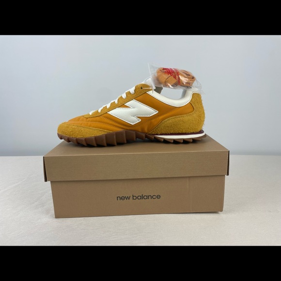 New Balance x Donald Glover RC30 Golden Hour Sneaker - Picture 6 of 8